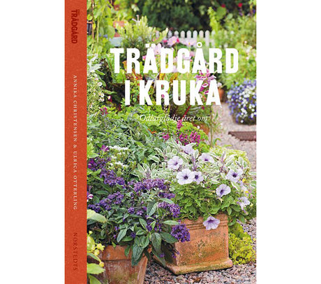 Trädgård i kruka på balkong – krukodling året runt enligt Sylvia Svensson med frosttåliga växter som penséer, lökväxter, ljung, prydnadsgräs och barrväxter.