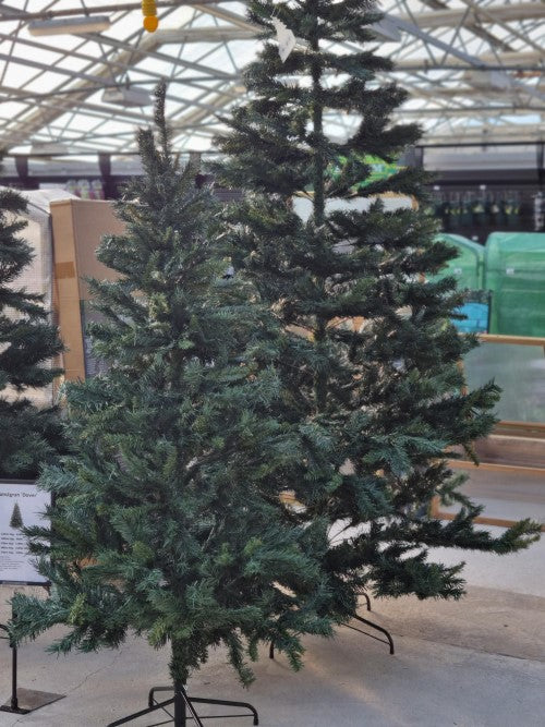 Konstgran 'Dover' 240 cm