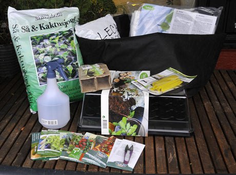 Paket 1 miniväxthus från Urbanero för förodling i MicroGarden45 – förkultivering av tomater, paprika, gurka och basilika med såjord, lecakulor och växtbelysning; omskolning och avhärdning för starka plantor